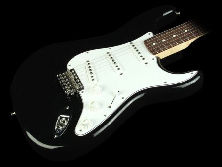 Used Fender Classic Series �70s Stratocaster Electric Guitar Black Sale