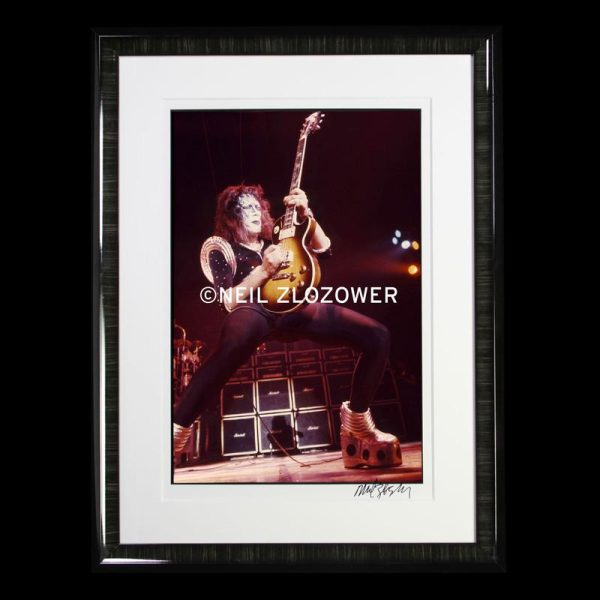 Ace Frehley Custom Framed Photo By Neil Zlozower 20 x 24 1976 Online Sale